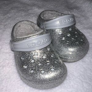 Silver Glitter Fur Lined Crocs 6C